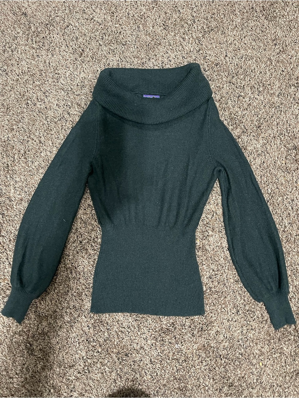 Patagonia Green Turtleneck Ribbed Waist Sweater